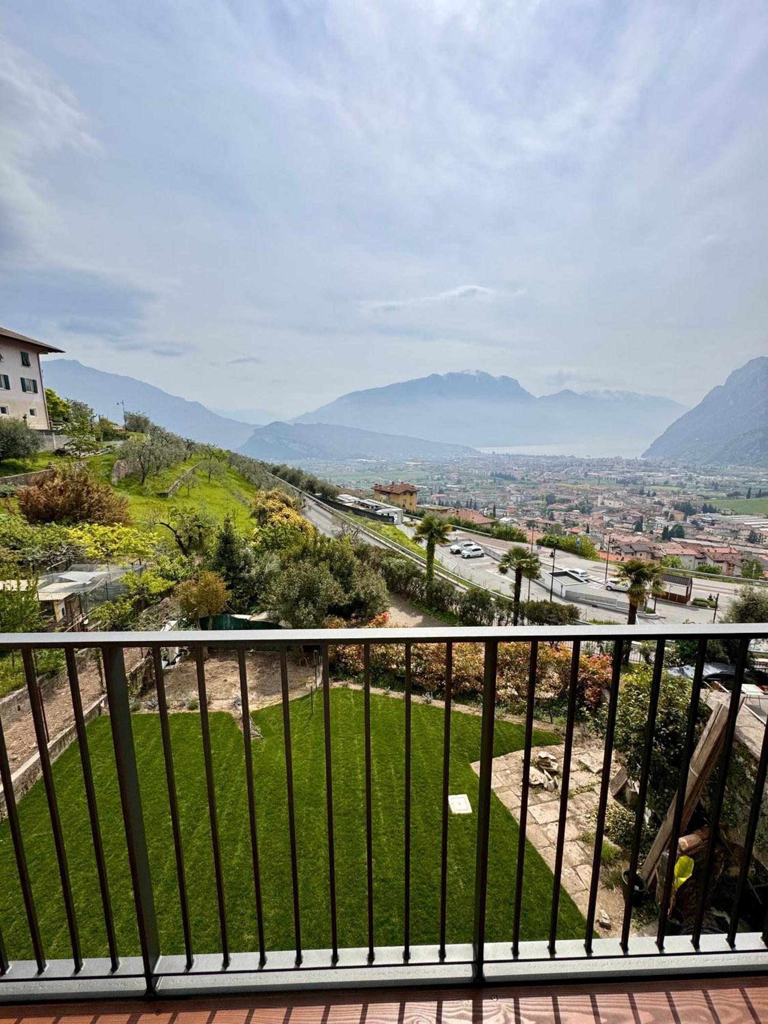 Eco Garda Hill Apartment Tenno Exterior photo